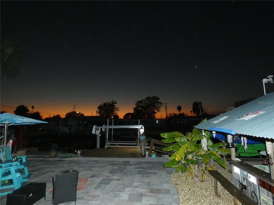 For Sale: $325,000 (2 beds, 1 baths, 768 Square Feet)