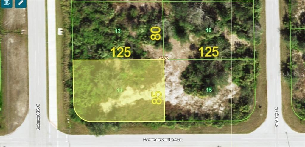 На продажу: $39,000 (0.24 acres)