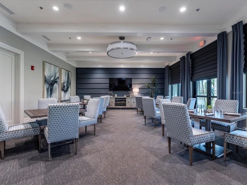 Active With Contract: $265,000 (2 beds, 2 baths, 1121 Square Feet)