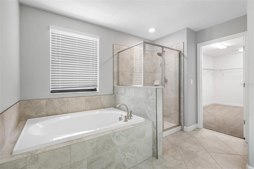 For Rent: $3,500 (4 beds, 2 baths, 3034 Square Feet)