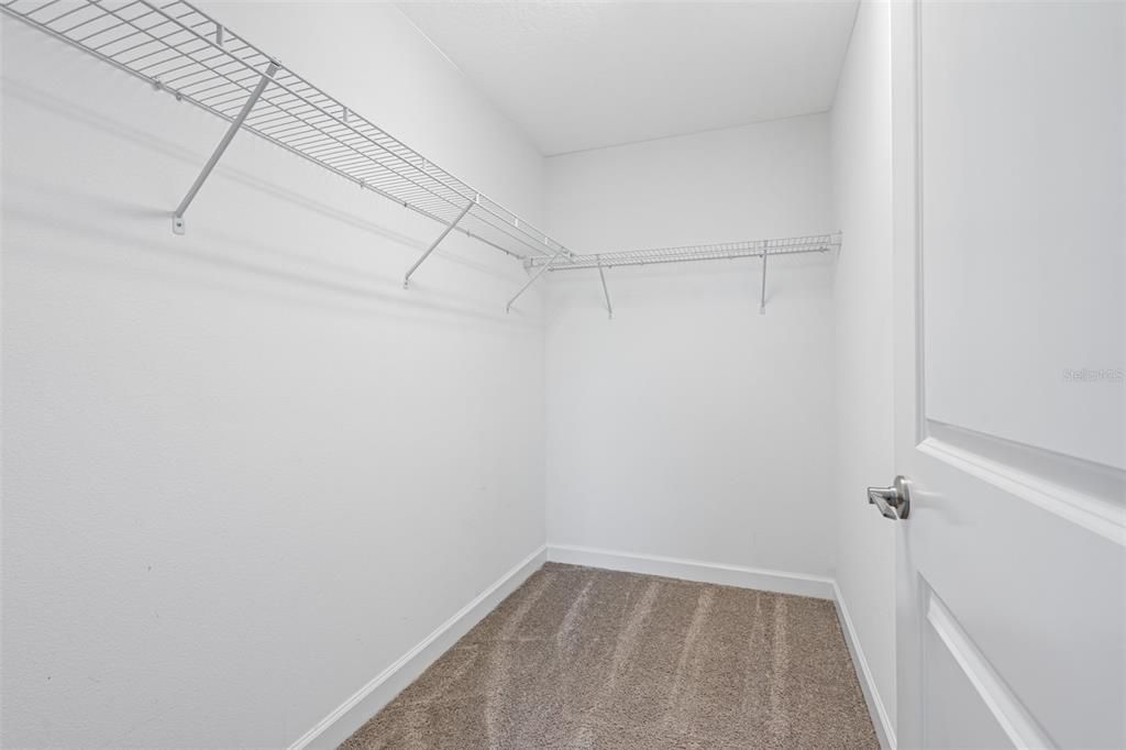 For Rent: $3,500 (4 beds, 2 baths, 3034 Square Feet)