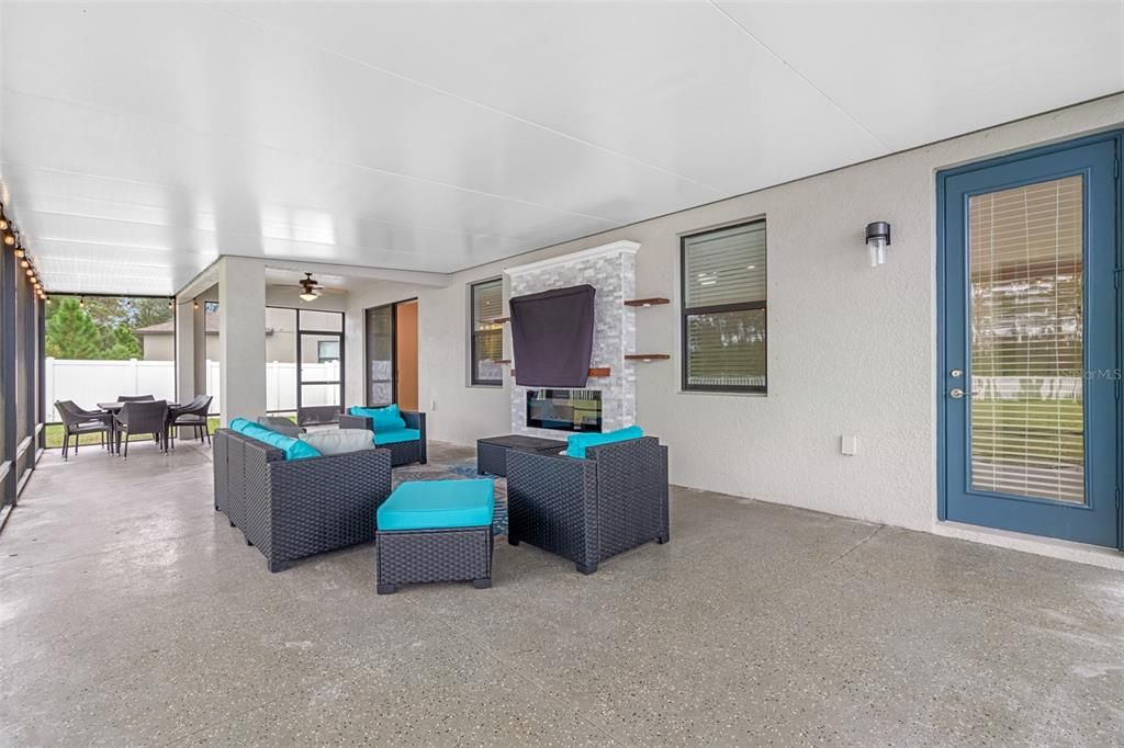 For Rent: $3,500 (4 beds, 2 baths, 3034 Square Feet)