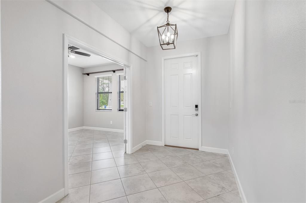 For Rent: $3,500 (4 beds, 2 baths, 3034 Square Feet)