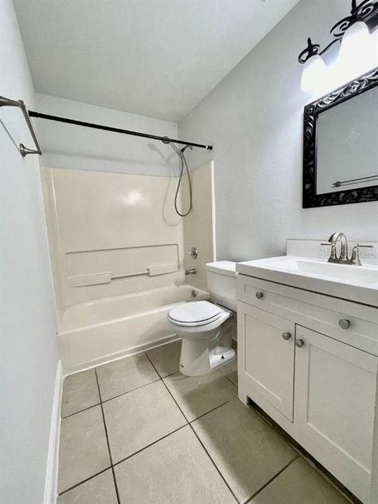 For Rent: $1,625 (2 beds, 2 baths, 840 Square Feet)