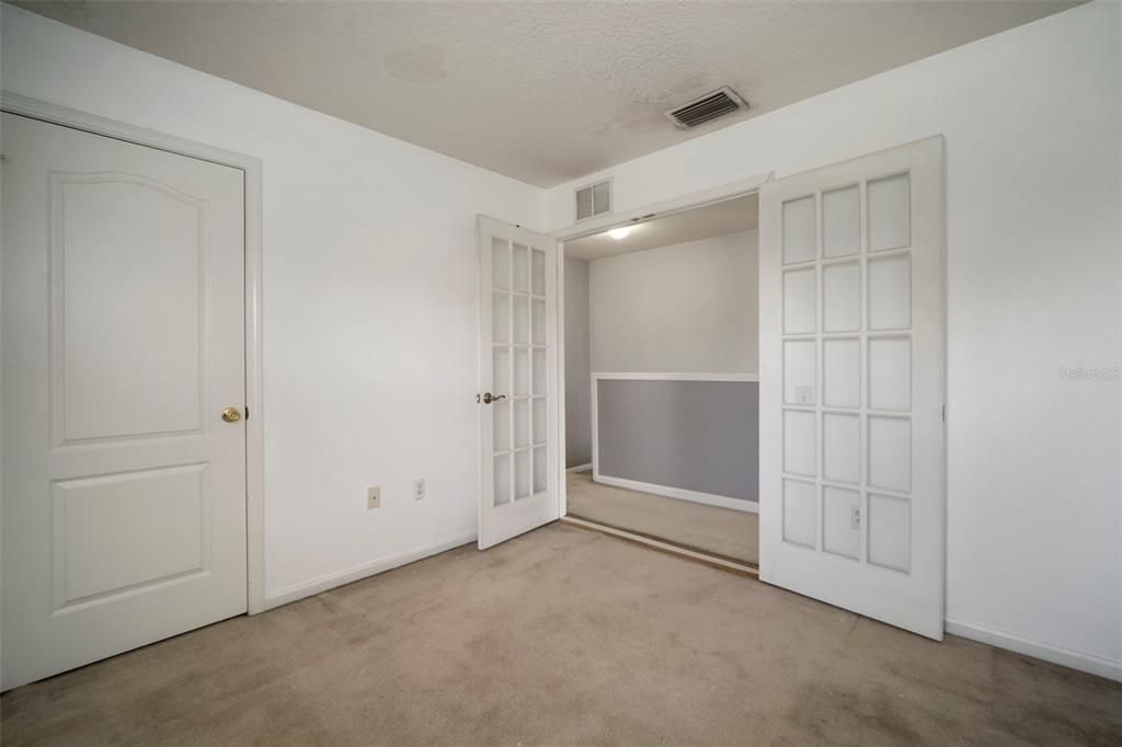 待售: $259,900 (3 贝兹, 2 浴室, 1684 平方英尺)