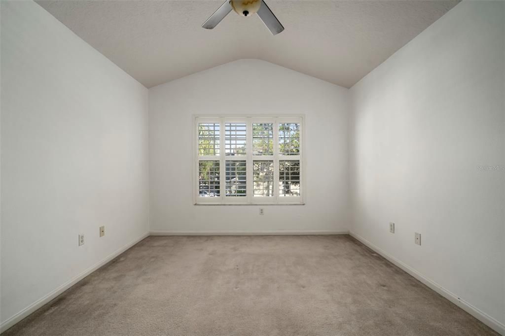 待售: $259,900 (3 贝兹, 2 浴室, 1684 平方英尺)