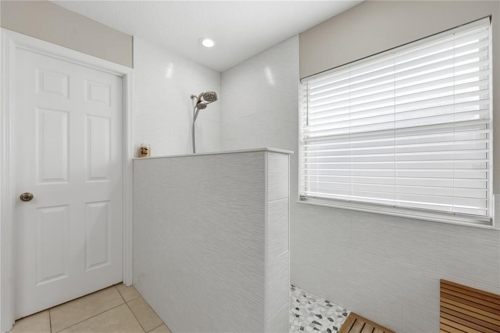 待售: $394,000 (3 贝兹, 2 浴室, 1885 平方英尺)