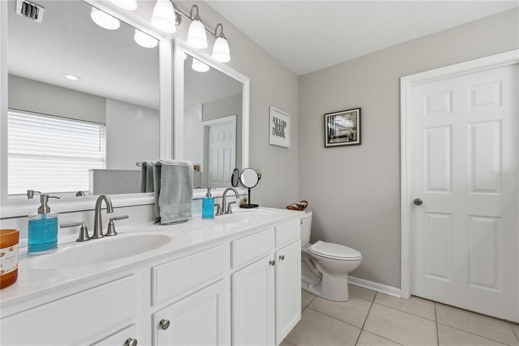 待售: $394,000 (3 贝兹, 2 浴室, 1885 平方英尺)