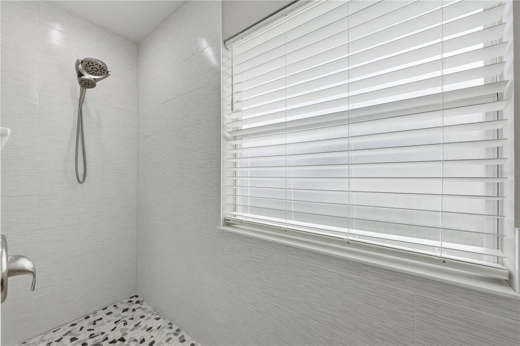 待售: $394,000 (3 贝兹, 2 浴室, 1885 平方英尺)