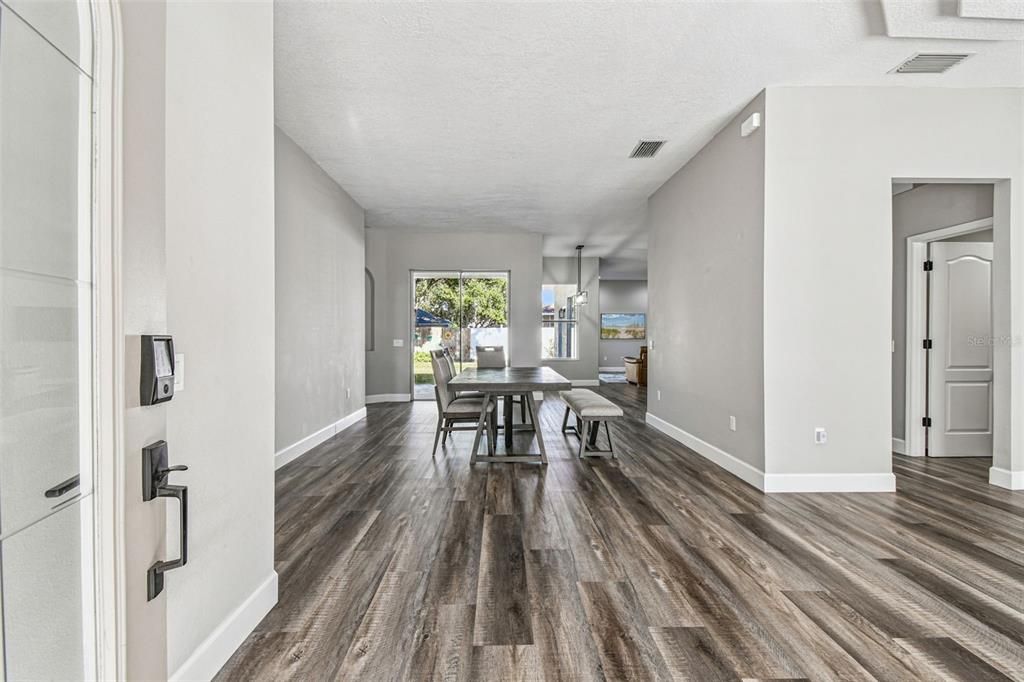 待售: $510,000 (4 贝兹, 3 浴室, 2507 平方英尺)