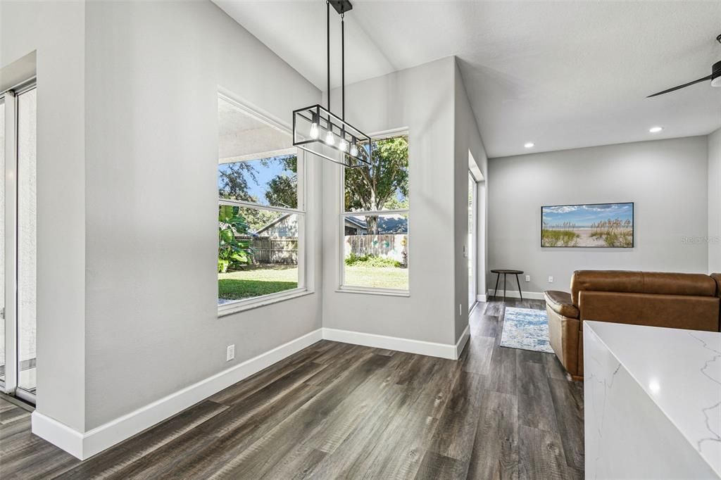 待售: $510,000 (4 贝兹, 3 浴室, 2507 平方英尺)