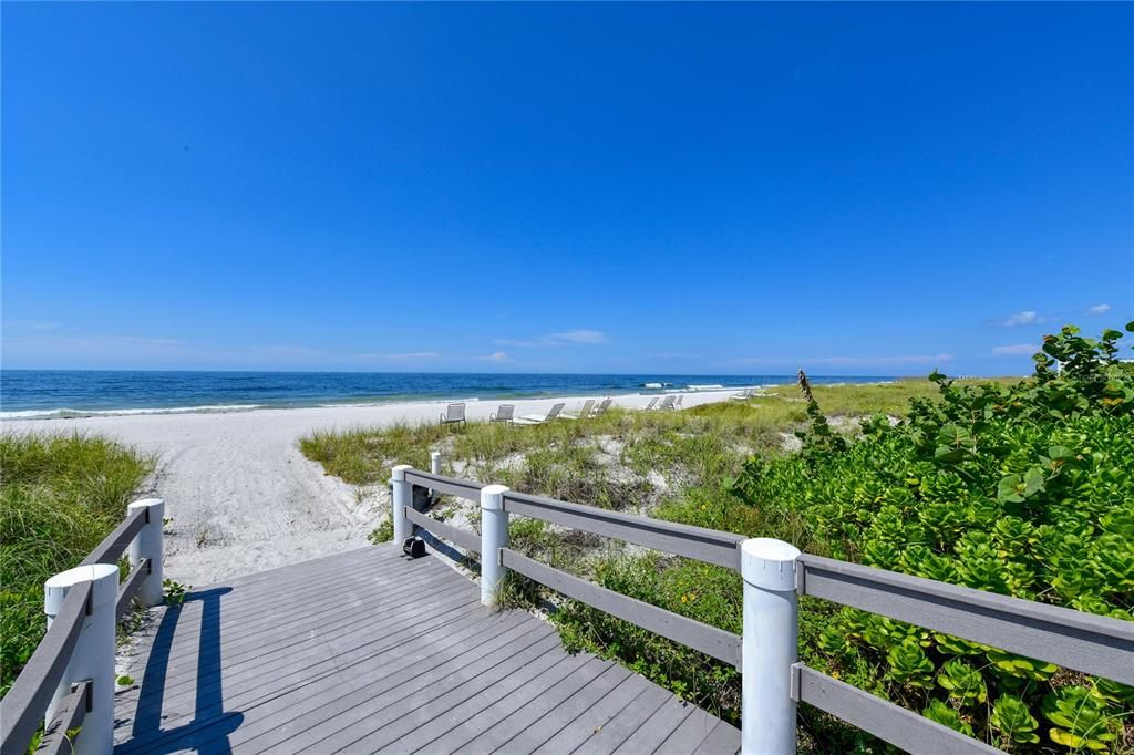 待售: $899,000 (2 贝兹, 2 浴室, 1172 平方英尺)