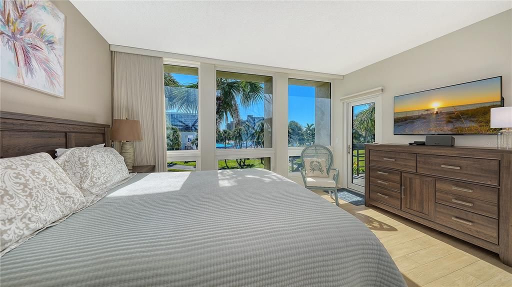 待售: $899,000 (2 贝兹, 2 浴室, 1172 平方英尺)