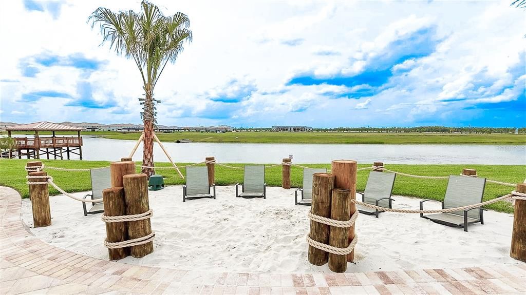 For Sale: $918,000 (8 beds, 5 baths, 4289 Square Feet)