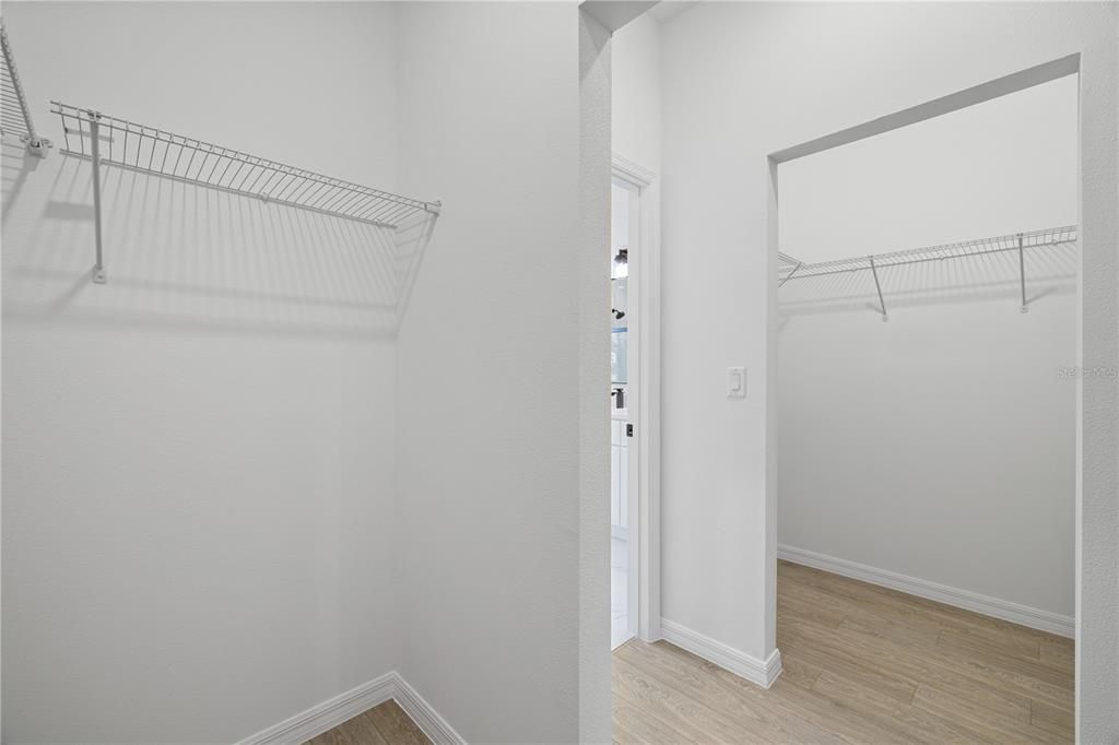 For Sale: $272,990 (4 beds, 2 baths, 1708 Square Feet)