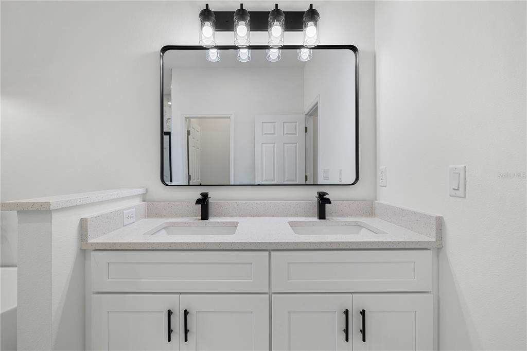 For Sale: $272,990 (4 beds, 2 baths, 1708 Square Feet)