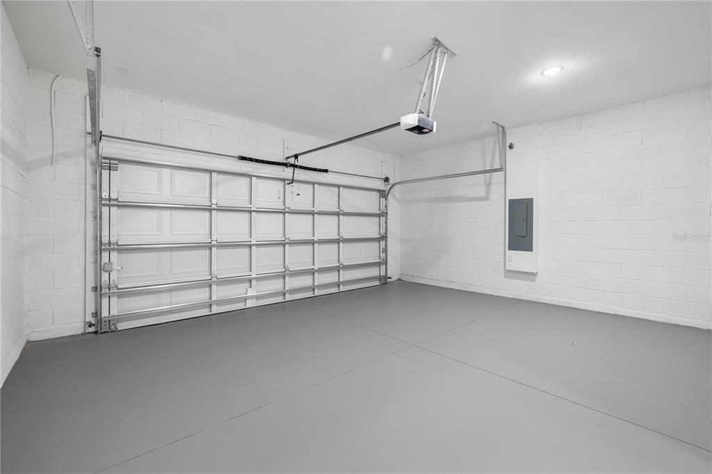 For Sale: $272,990 (4 beds, 2 baths, 1708 Square Feet)