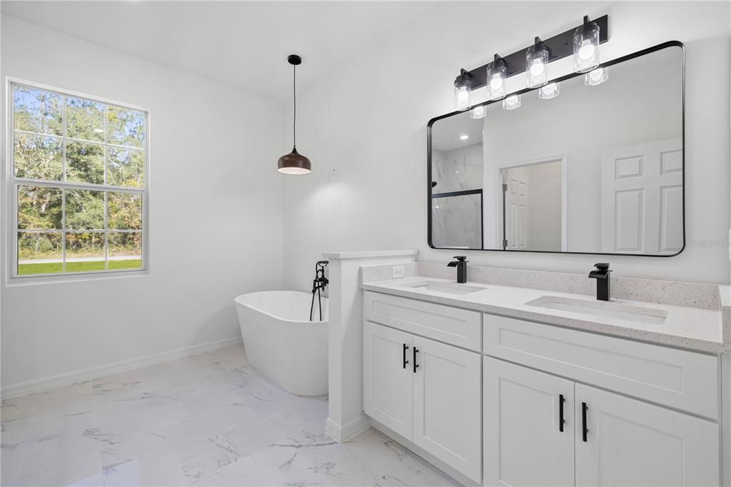 For Sale: $272,990 (4 beds, 2 baths, 1708 Square Feet)