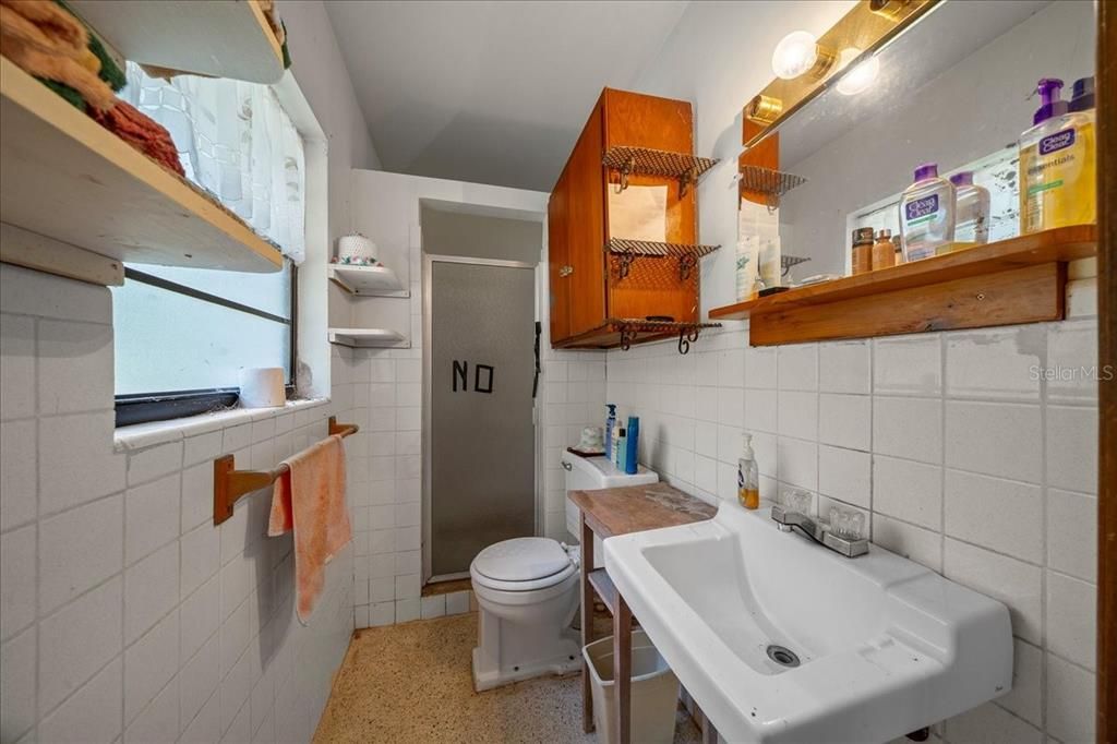 En Venta: $597,000 (3 camas, 1 baños, 1592 Pies cuadrados)