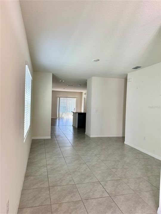 For Rent: $2,250 (3 beds, 2 baths, 1501 Square Feet)