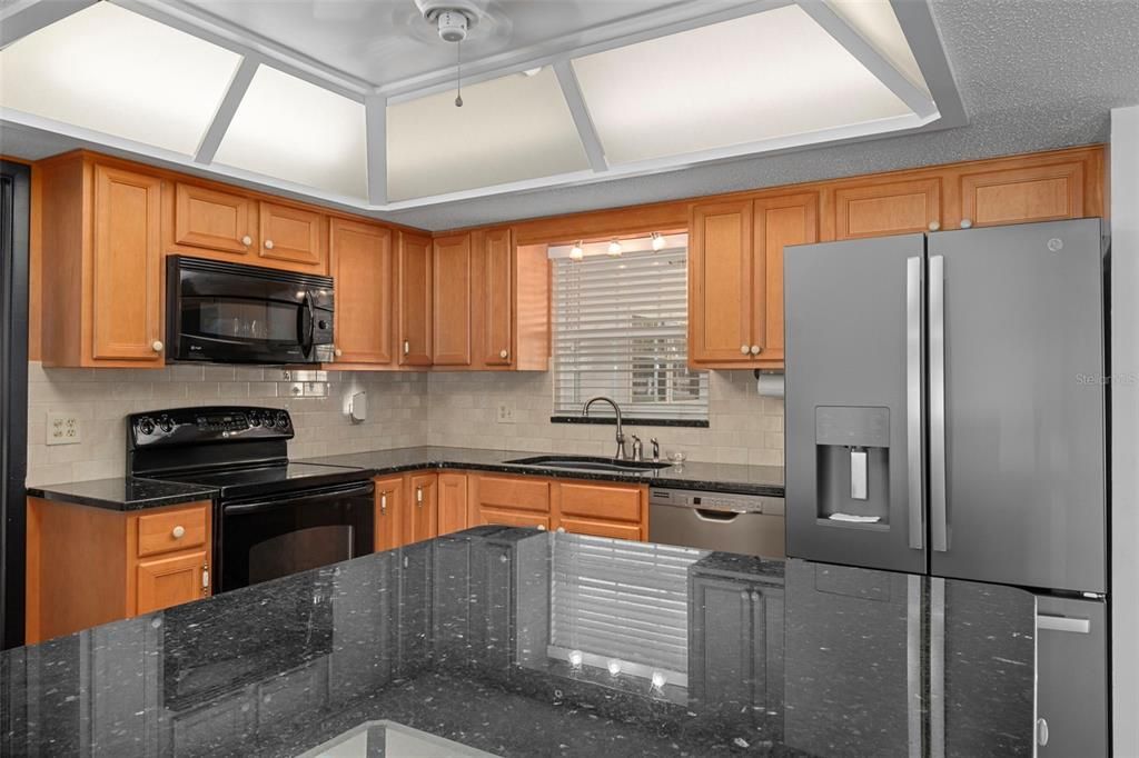 For Sale: $540,000 (3 beds, 2 baths, 2294 Square Feet)