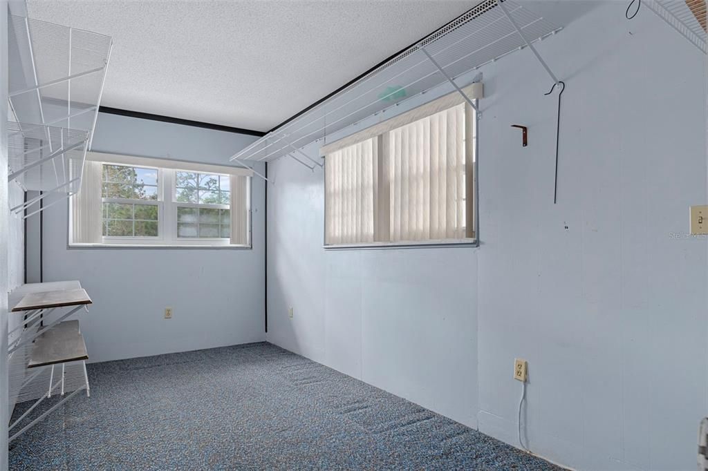 For Sale: $540,000 (3 beds, 2 baths, 2294 Square Feet)