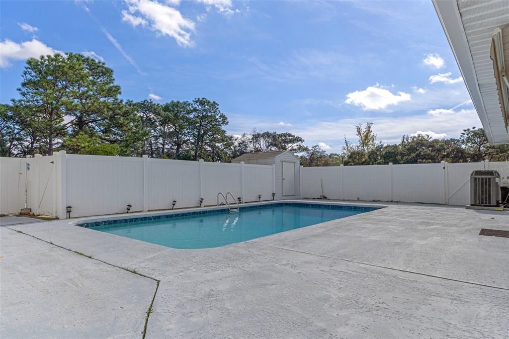 For Sale: $540,000 (3 beds, 2 baths, 2294 Square Feet)