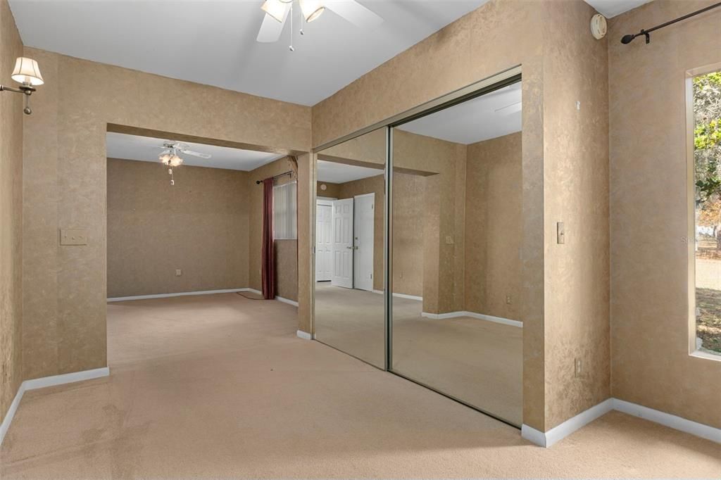 For Sale: $540,000 (3 beds, 2 baths, 2294 Square Feet)