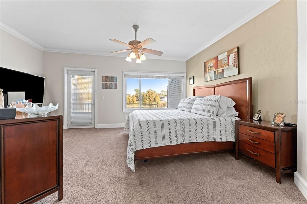 Под контрактом: $325,000 (2 спален, 2 ванн, 1782 Квадратных фут)