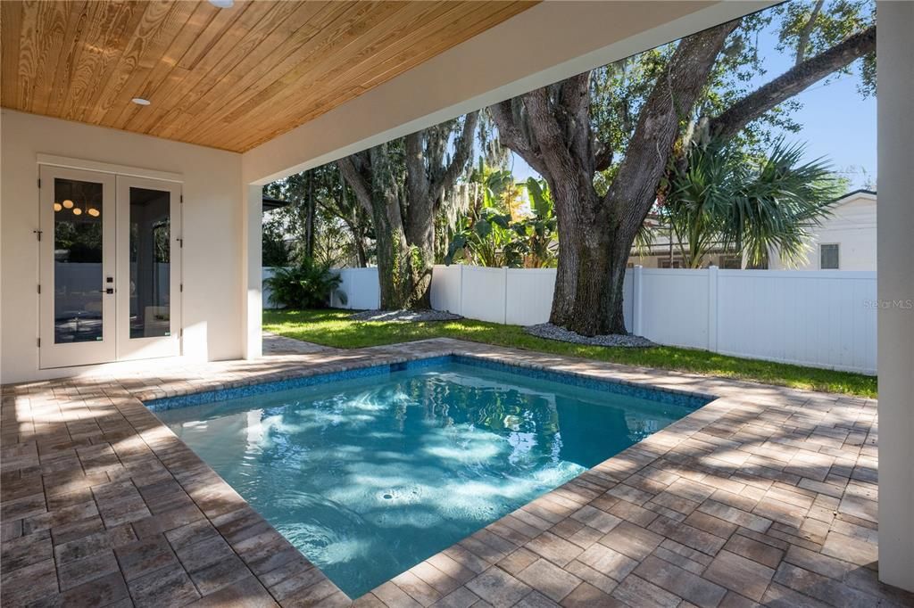 Active With Contract: $1,595,000 (4 beds, 4 baths, 2743 Square Feet)