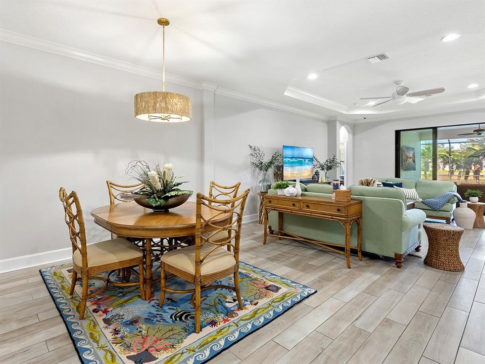 For Sale: $950,000 (3 beds, 3 baths, 2335 Square Feet)