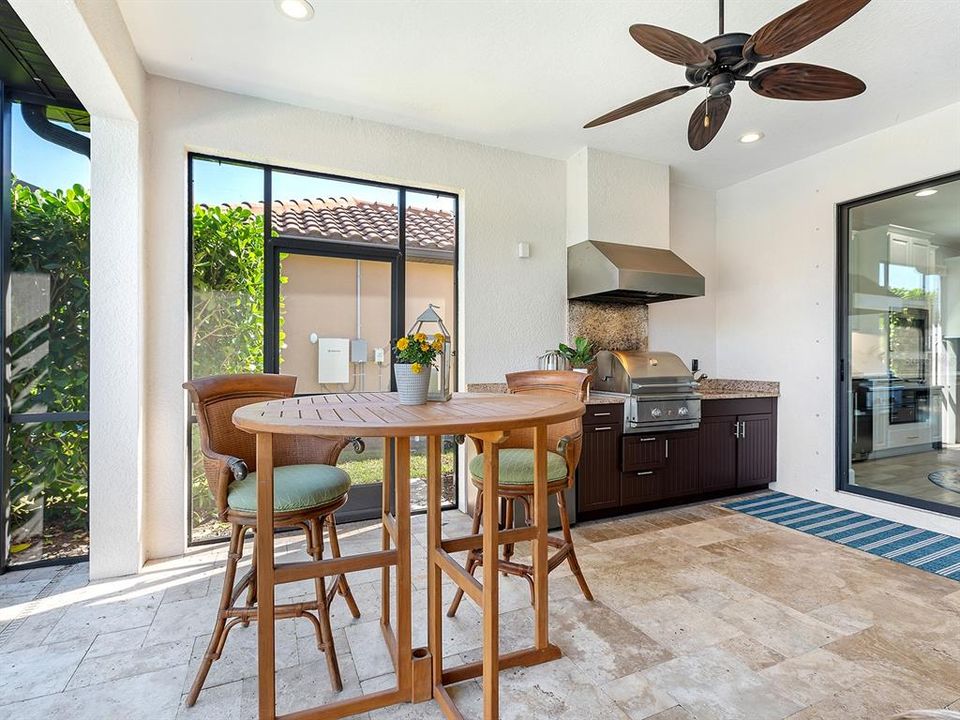 For Sale: $950,000 (3 beds, 3 baths, 2335 Square Feet)