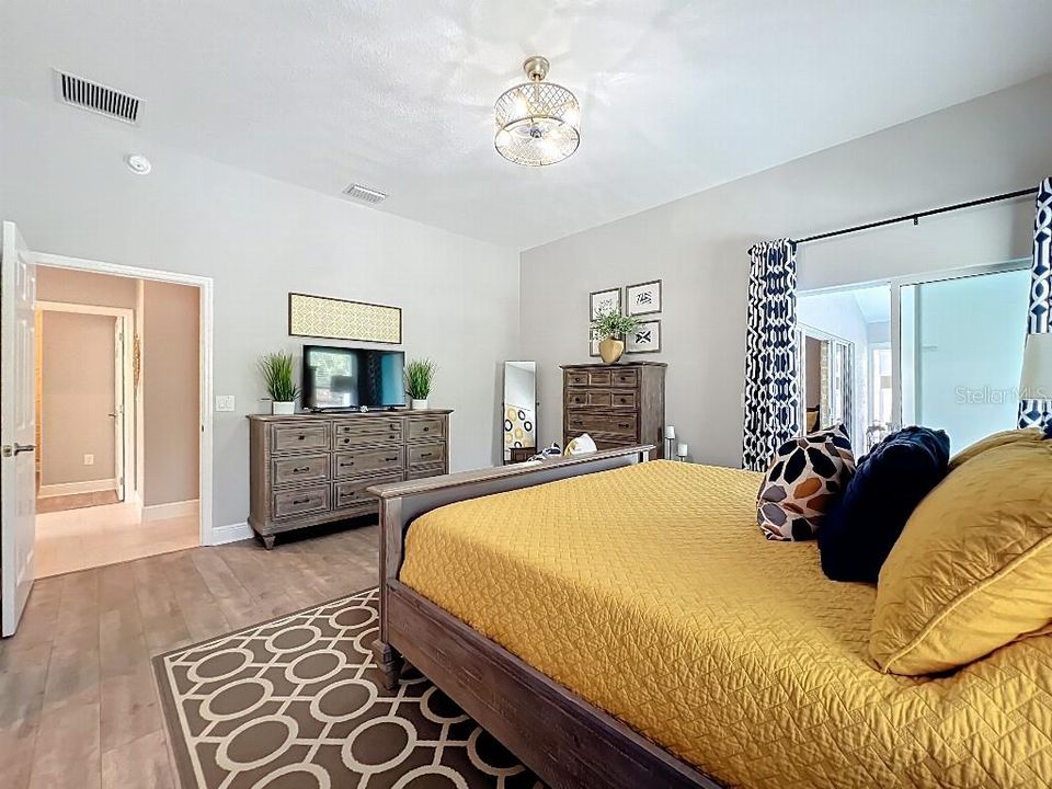 На продажу: $799,900 (3 спален, 3 ванн, 1906 Квадратных фут)