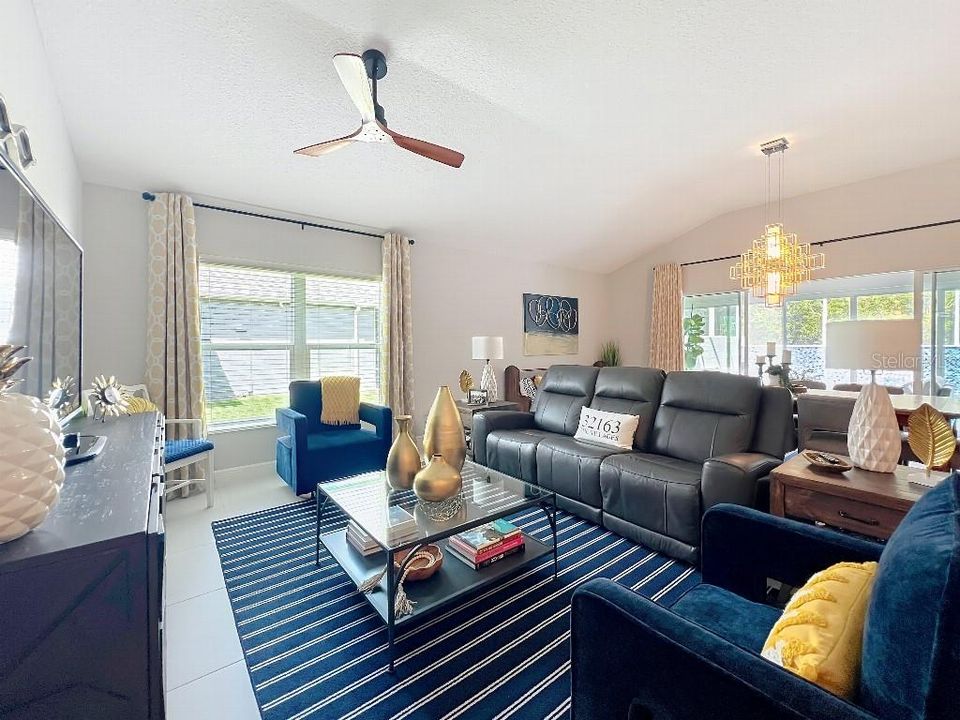 На продажу: $799,900 (3 спален, 3 ванн, 1906 Квадратных фут)