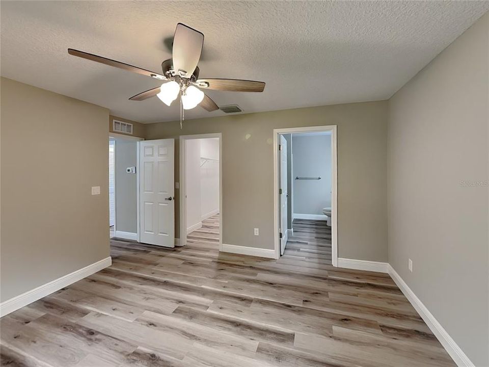 For Rent: $1,650 (3 beds, 2 baths, 1438 Square Feet)