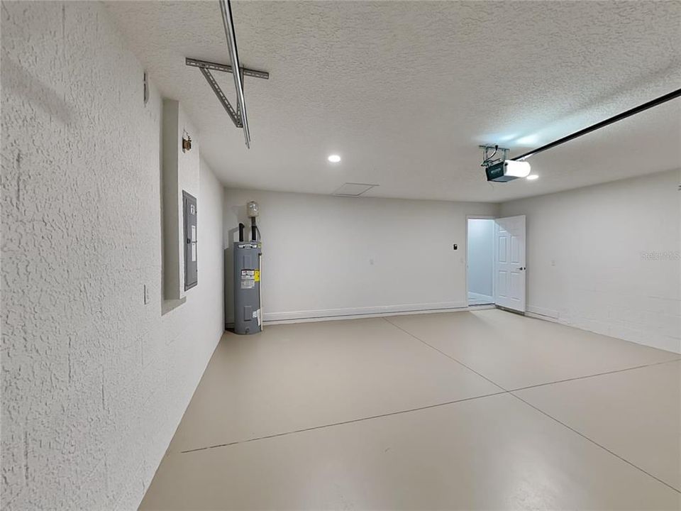 For Rent: $1,650 (3 beds, 2 baths, 1438 Square Feet)