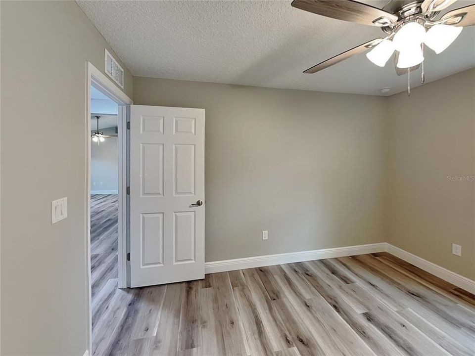 For Rent: $1,650 (3 beds, 2 baths, 1438 Square Feet)