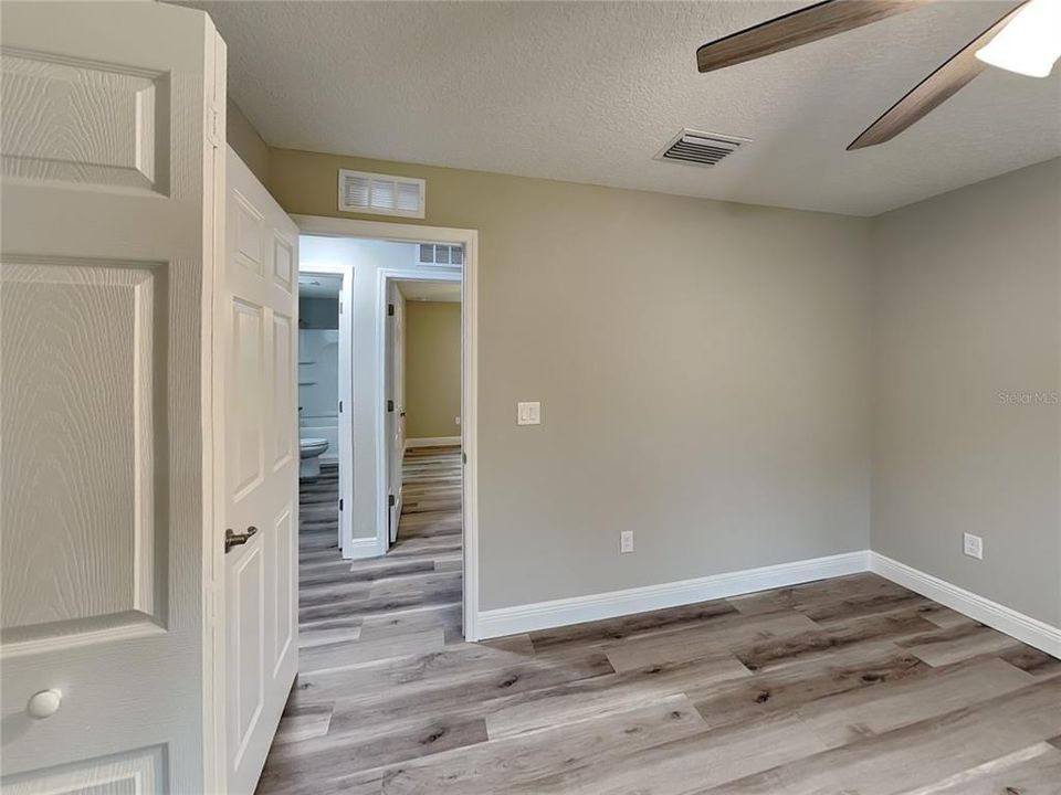 For Rent: $1,650 (3 beds, 2 baths, 1438 Square Feet)