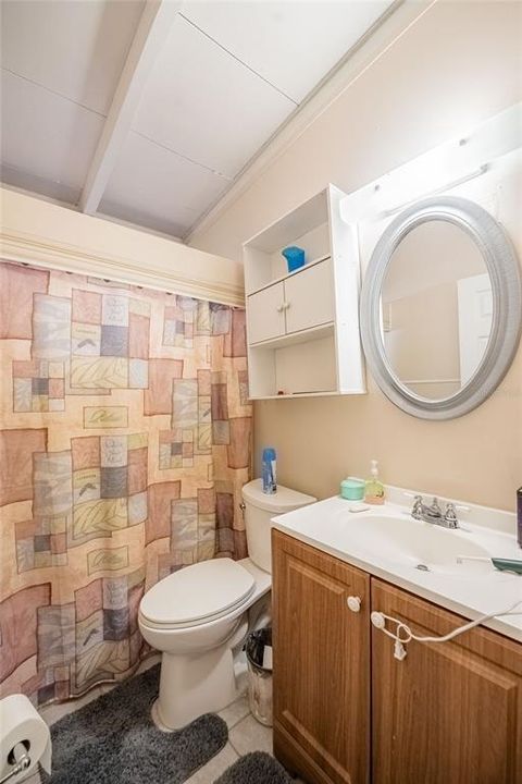 待售: $199,000 (2 贝兹, 1 浴室, 795 平方英尺)