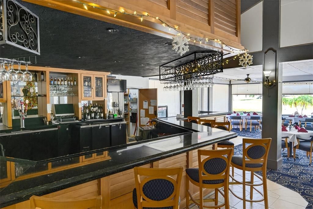 待售: $750,000 (4 贝兹, 2 浴室, 2665 平方英尺)