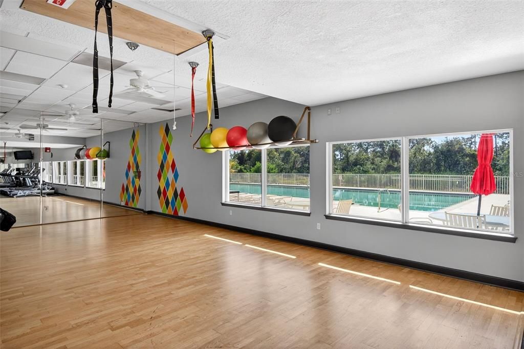 待售: $750,000 (4 贝兹, 2 浴室, 2665 平方英尺)