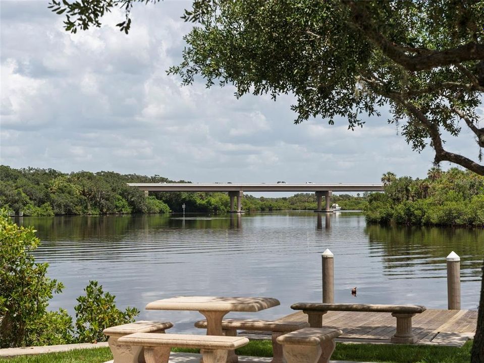 待售: $750,000 (4 贝兹, 2 浴室, 2665 平方英尺)