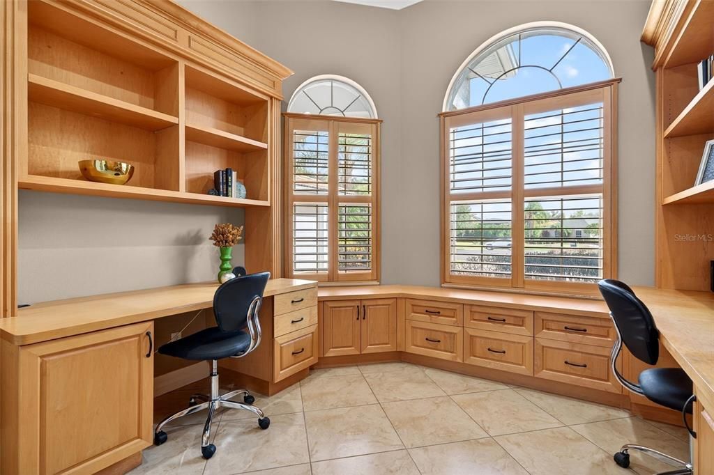 待售: $750,000 (4 贝兹, 2 浴室, 2665 平方英尺)