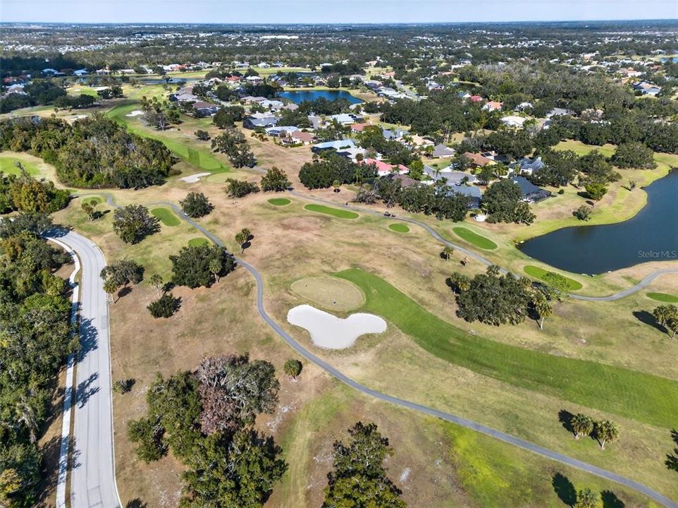 待售: $750,000 (4 贝兹, 2 浴室, 2665 平方英尺)