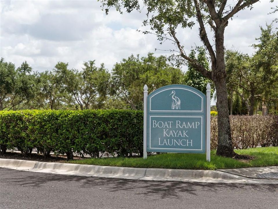 待售: $750,000 (4 贝兹, 2 浴室, 2665 平方英尺)