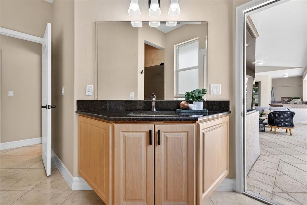 待售: $750,000 (4 贝兹, 2 浴室, 2665 平方英尺)