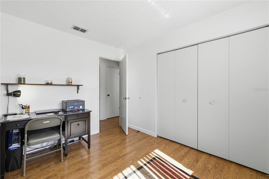 En Venta: $214,900 (2 camas, 2 baños, 1008 Pies cuadrados)