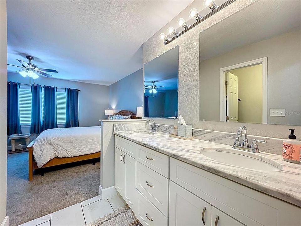 На продажу: $310,000 (3 спален, 2 ванн, 1414 Квадратных фут)