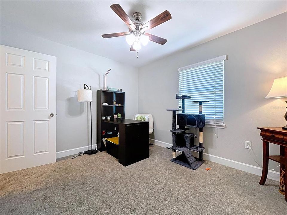 На продажу: $310,000 (3 спален, 2 ванн, 1414 Квадратных фут)