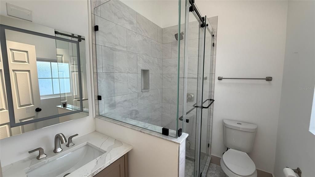 В аренду: $15,000 (5 спален, 3 ванн, 2886 Квадратных фут)